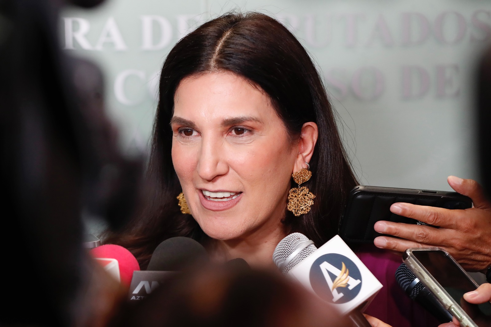 Kenia López acusa pacto entre políticos y narcotráfico: “Eso es traición a la patria”